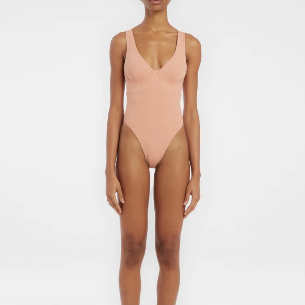 Riot Swim Liv one piece in Rosewater